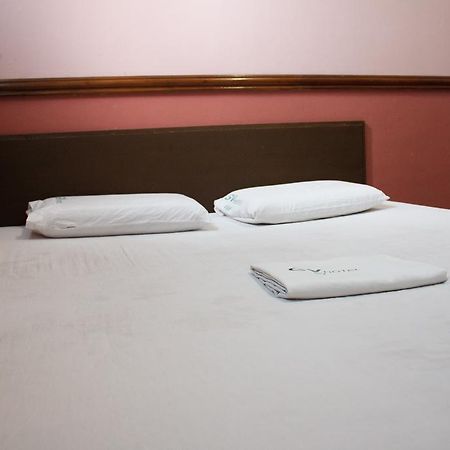 Gv Hotel - Maasin Maasin  Luaran gambar
