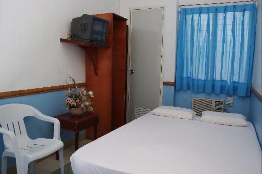 Gv Hotel - Maasin Maasin  Luaran gambar