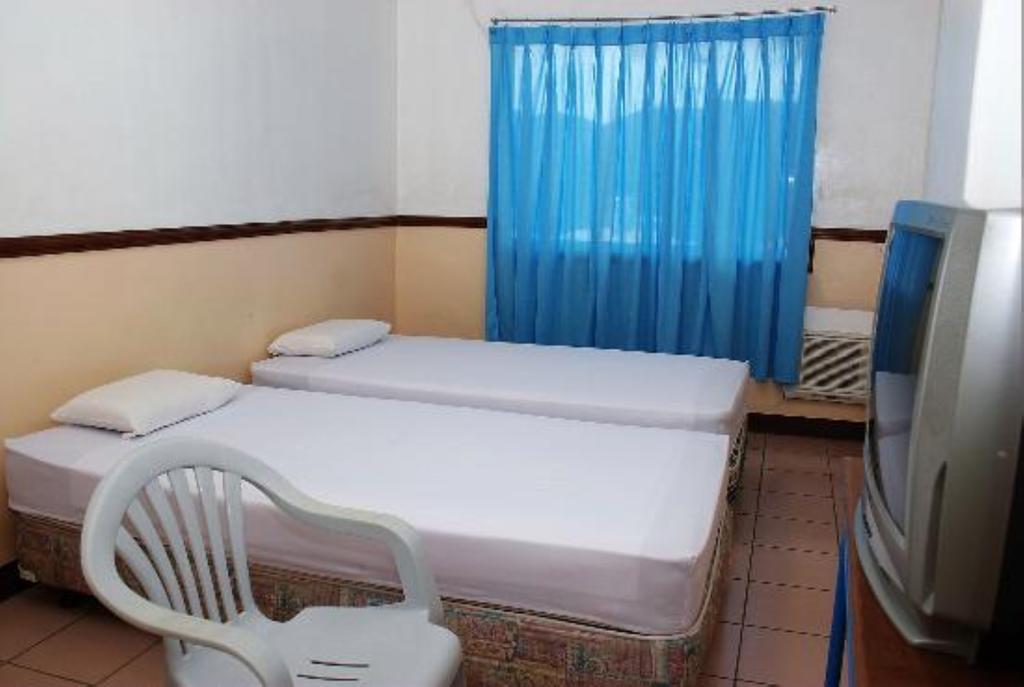 Gv Hotel - Maasin Maasin  Luaran gambar