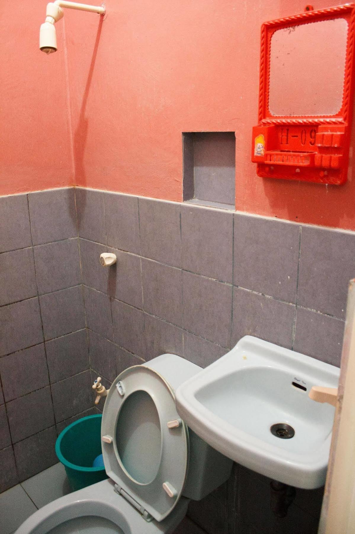 Gv Hotel - Maasin Maasin  Luaran gambar