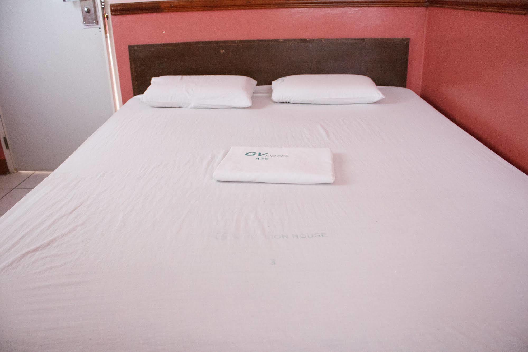 Gv Hotel - Maasin Maasin  Luaran gambar